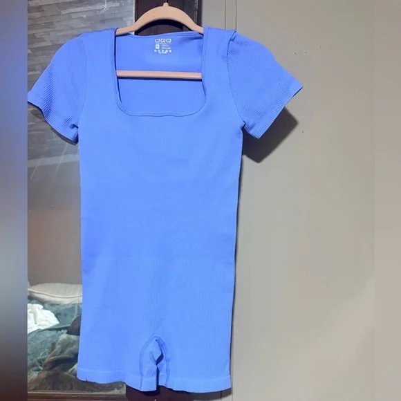 OQQ bundle of 2 rompers NWOT - Picture 7 of 9